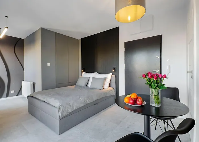 Centrum Wigury Parking Dostep Na Kod Appartamento