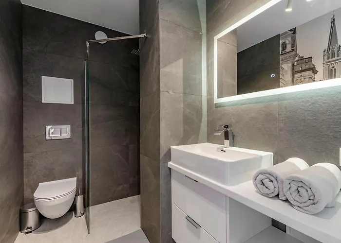 Centrum Wigury Parking Dostep Na Kod Daire *